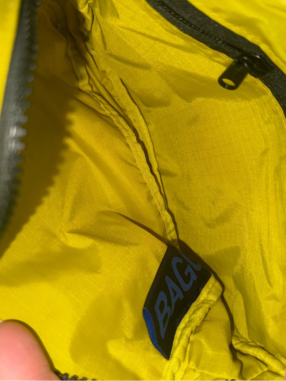 Baggu fannypack - Picture 2 of 4
